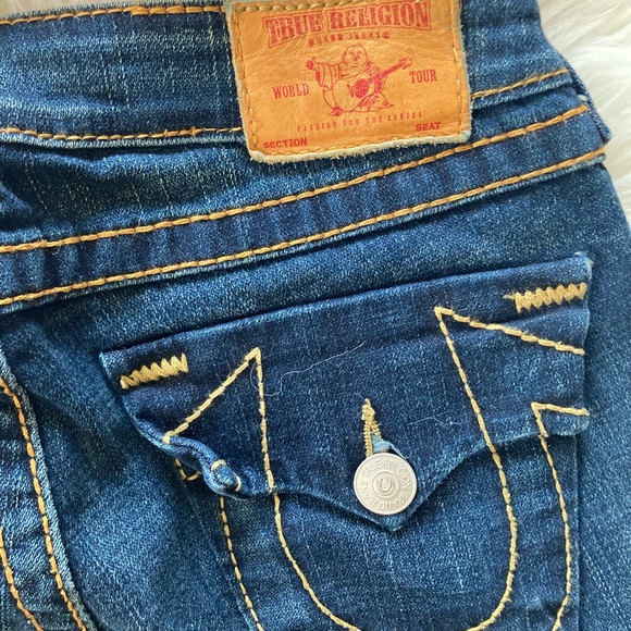 ❤️SOLD❤️True Religion Brand Jeans Dark Wash Bootcut Size 27 EUC - Picture 2 of 9